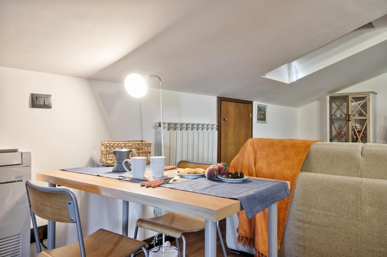 5 Miglia Apartment La Mansarda A Collegno Exterior foto